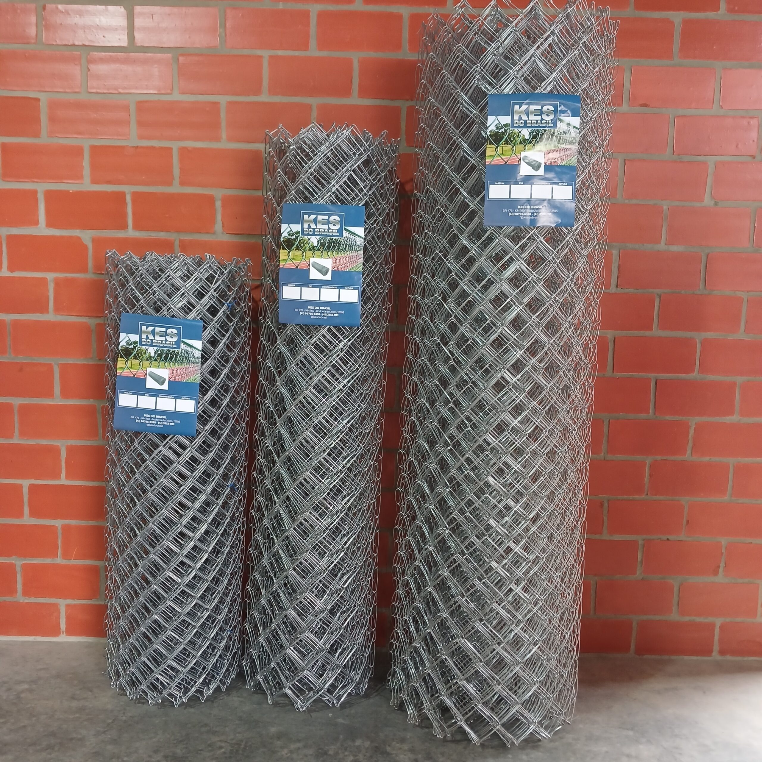 TELA DE ALAMBRADO - FIO 12 MALHA 7 (2,77MM) ROLO COM 2,00 METROS DE ALTURA E 25 METROS DE COMPRIMENTO - Imagem 9